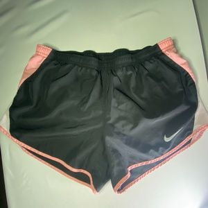 Nike Woman Running Shorts